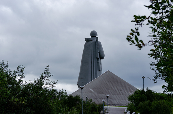 Алёша со спины